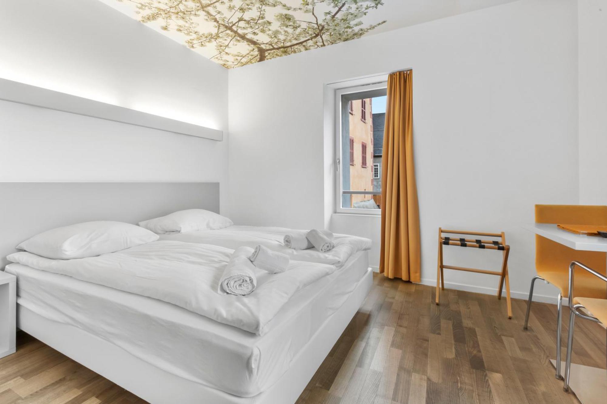 Hotel De La Poste Sierre Bagian luar foto