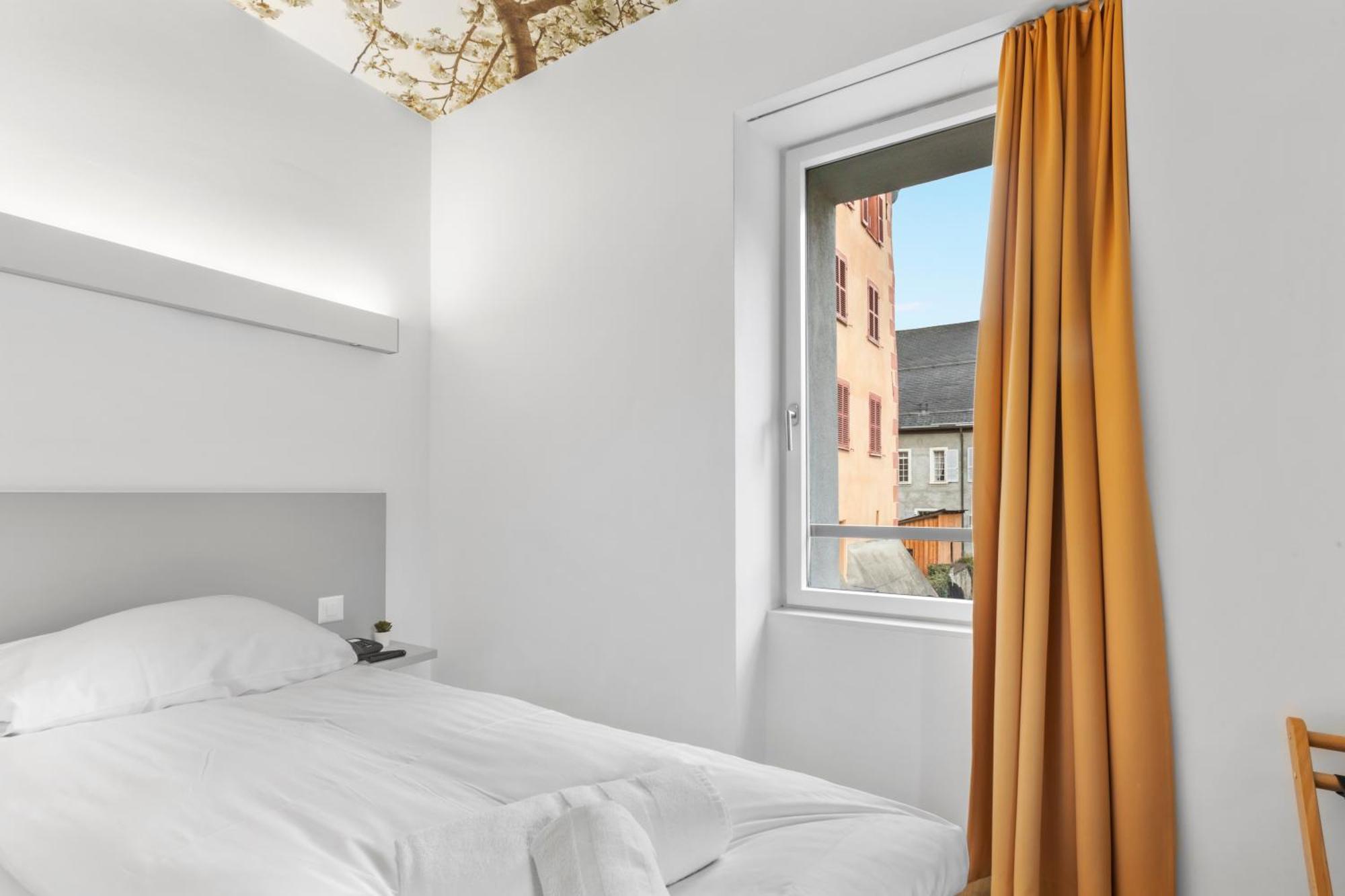 Hotel De La Poste Sierre Bagian luar foto