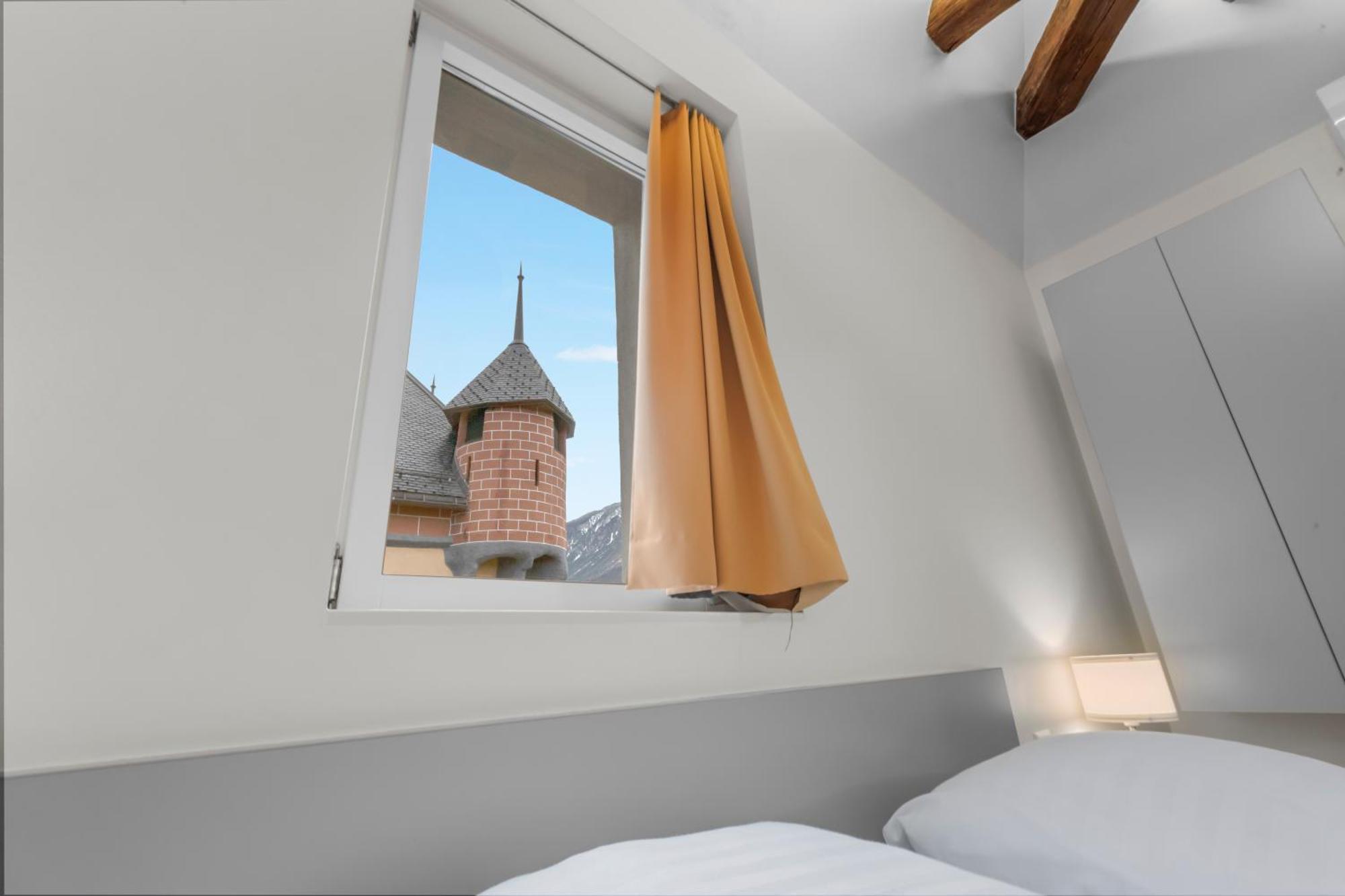 Hotel De La Poste Sierre Bagian luar foto