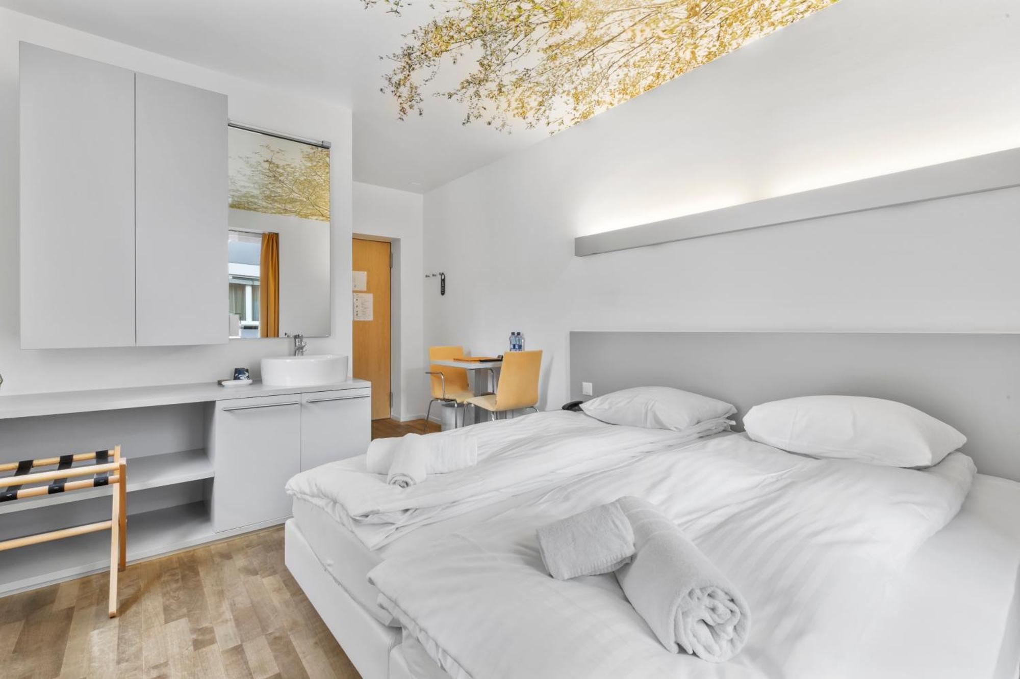 Hotel De La Poste Sierre Bagian luar foto